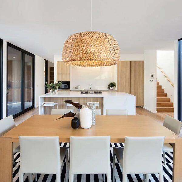 Suspension en osier naturel, luminaire en bambou.